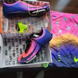 Nike Maxfly 2 Glam 8.5M10W
Track & Field Sprinting Spikes