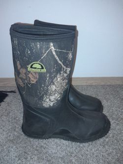Brown Oak Rubber/neoprene Boots