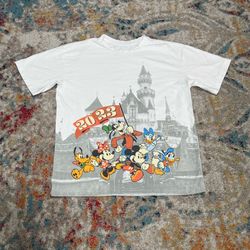 Disney 2023 Mickey and Friends Disneyland Tee