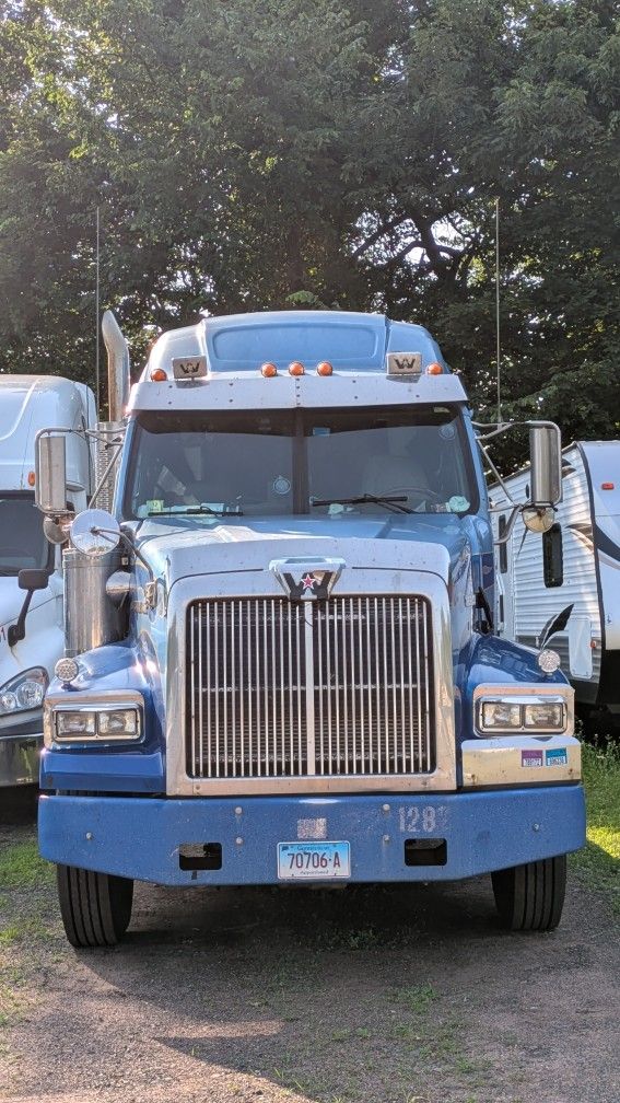 2005 Western Star 4900 SA