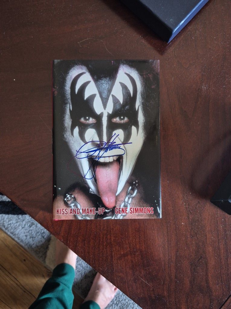 Kiss And MAKE UP AUTOGRAPHED HARD BACK