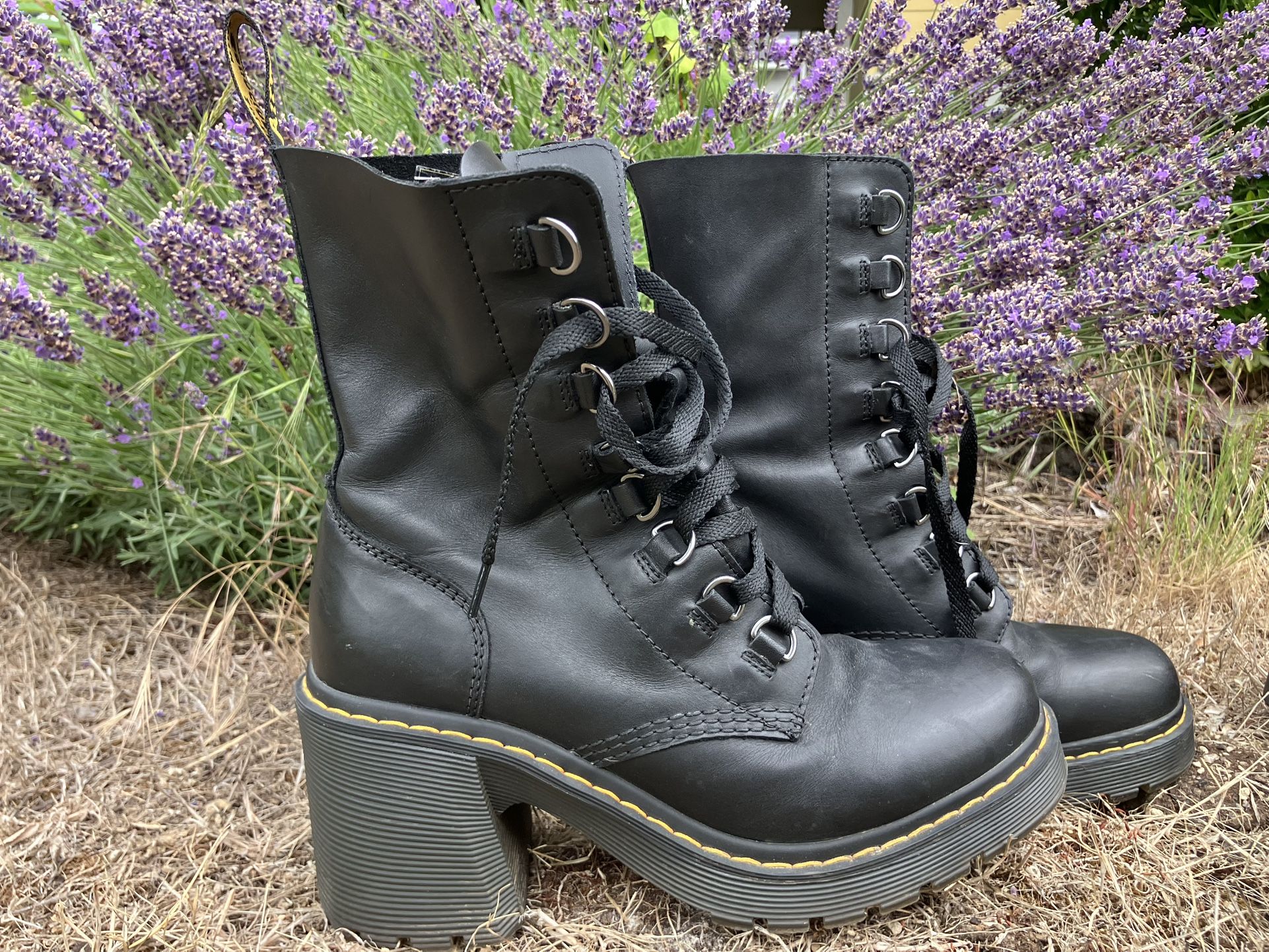 Black Doc Martens Chesney Flared Heel Lace Up Boots Platform Size 10W