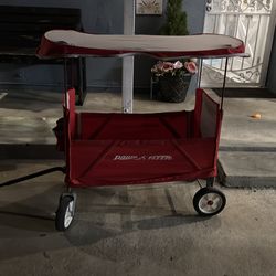 Radio flyer wagon