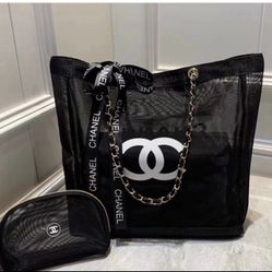 VIP Chanel Tote Bag with Cosmetic Bag