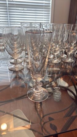 Gold rimmed Stemware 8pc