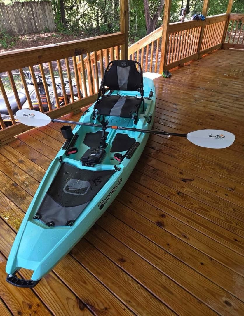 Bonfide-fishing-kayak-with-Fish Finder