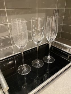 Set Of 4 Etched Mikasa Cheers Champagne Glasses