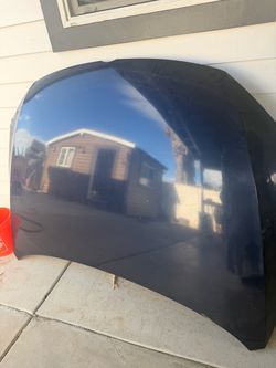 Volkswagen Jetta hood
