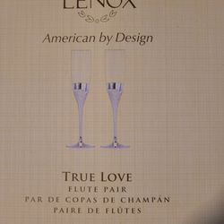 Champagne Flutes And Cake Cutter Lennox Sets