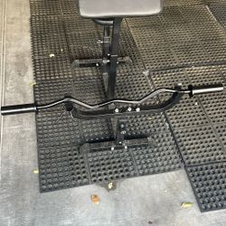 Curl Bar With Curl Arm Bench