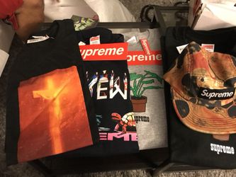 Supreme t shirts all new !!