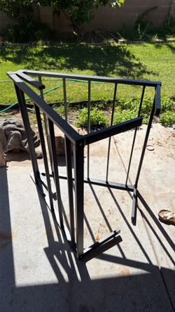 Twin Size Foldable Metal Bed Frame – Black – Great Condition