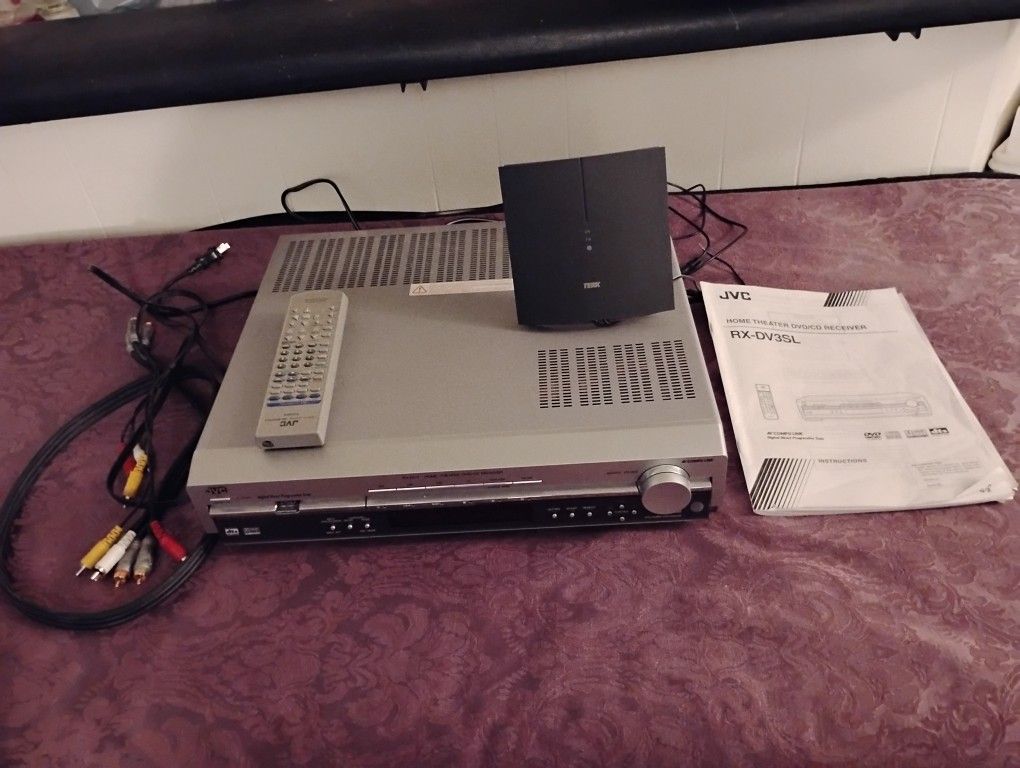 Very Nice JVC Home Theater DVD/CD Receiver, Located In Reedley, Hablo Espanol