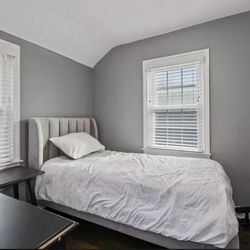 Twin Bed - Pottery Barn Teen Avalon Bed