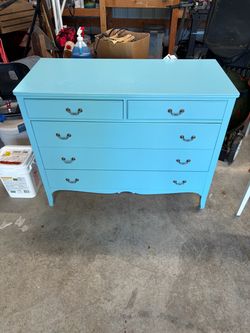 Dresser