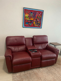 La-Z-Boy Leather Double Recliner – Like New Electric with Console - New Braunfels, TX