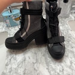 Converse Boots