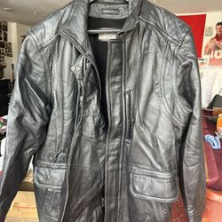 Wilson’s men’s leather jacket size large