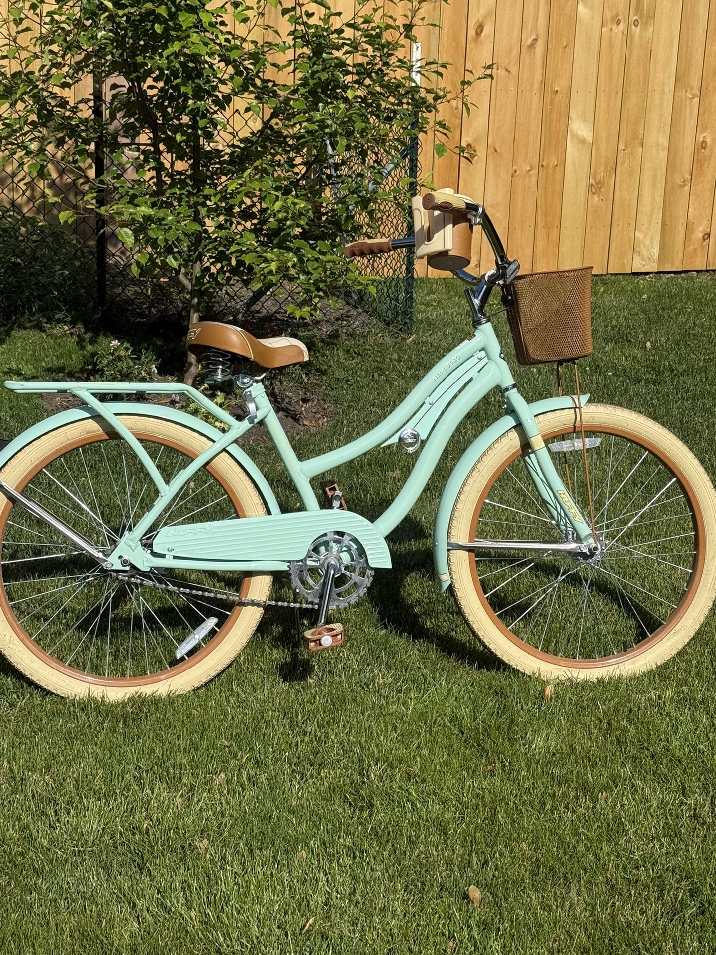 Huffy 26" Nel Lusso Cruiser Bike