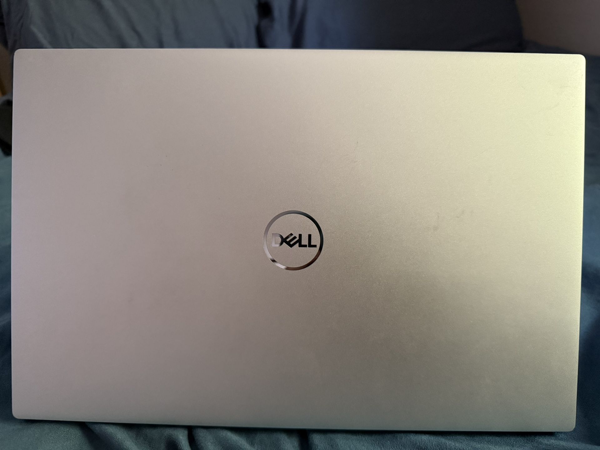 Dell XPS 15 9520 Laptop 15.6” RTX 3050 Intel i7 12700H