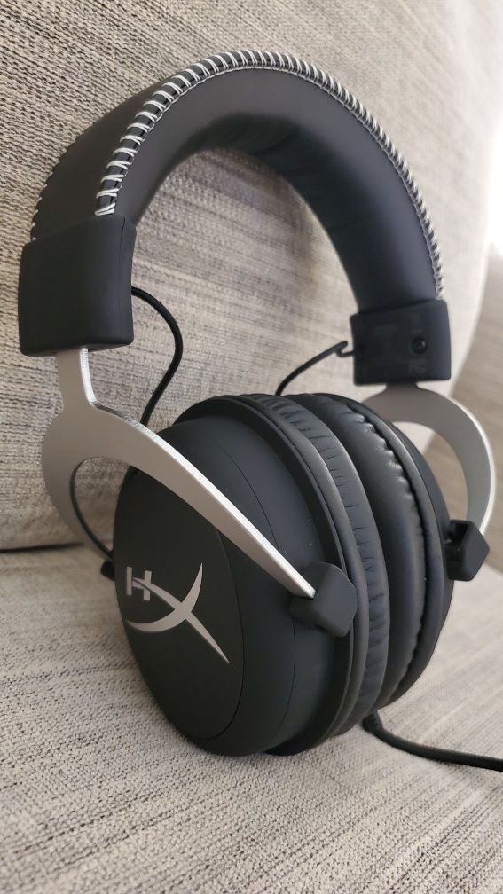 Hyper X Cloud X gaming headphones