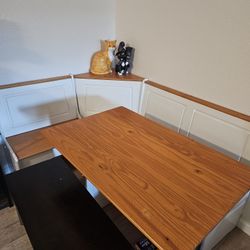 Corner Table With Bench 