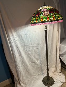 Vintage Tiffany Style Stained Glass Floor Lamp – Large Floral Shade w/ Pink Crystal Fringe