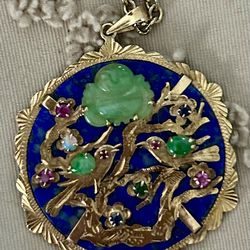Vintage••Chinese Medallion Pendant/ 14k