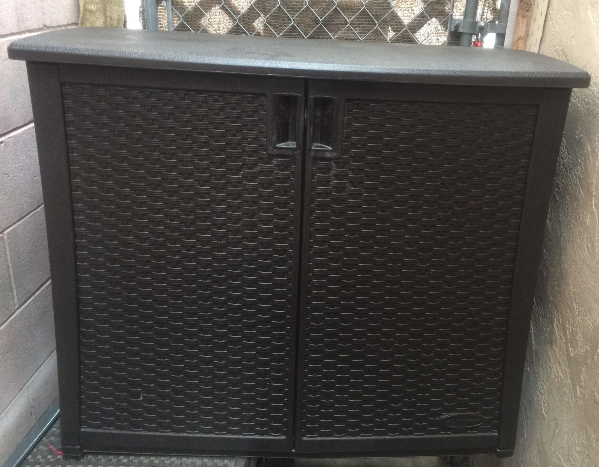 Outdoor SUNCAST Patio Storage Cabinet ONLY A MONTH OLD