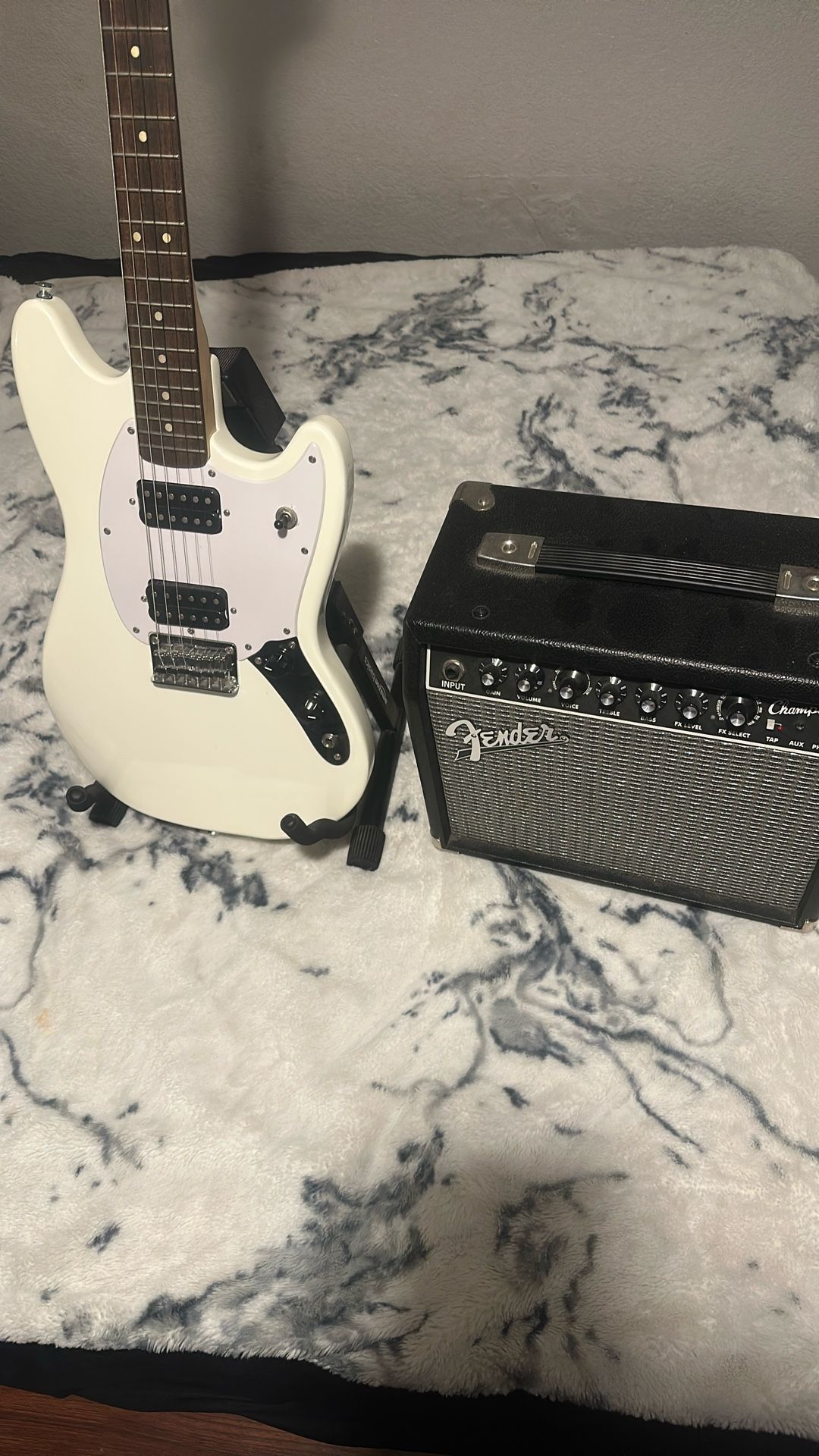 Guitar And Amp + Stand