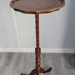 vintage mahogany oval side table or candle stand. 