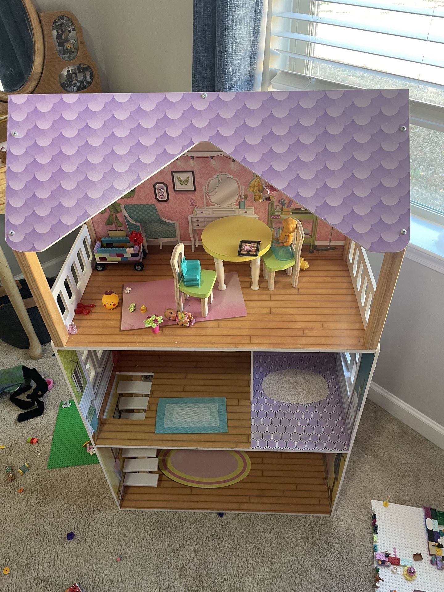 Kidkraft Wooden Dollhouse