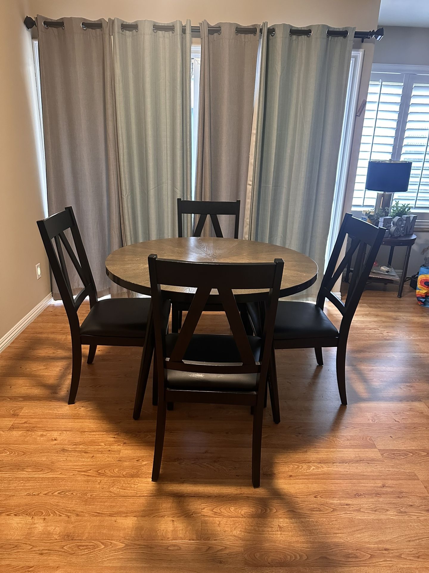Dining Table With Chairs