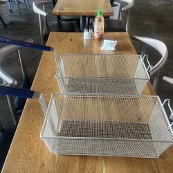 Pitco® P(contact info removed) 17 1/4" x 8 1/2" x 5 3/4" Twin Fryer Basket with Front Hook