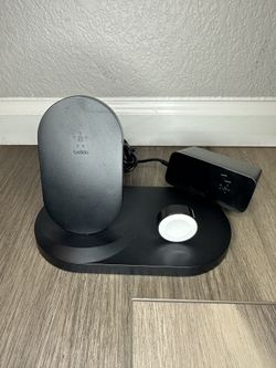 Belkin Boost up Wireless Charging Dock for iPhone and Apple Watch PREOWNED!