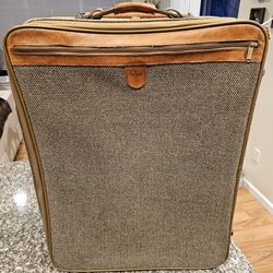 Hartmann Suitcase (Vintage) for Sale in Sherwood, OR - OfferUp