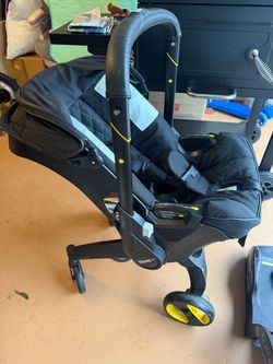 Doona Infant Car Seat & Stroller Midnight Edition