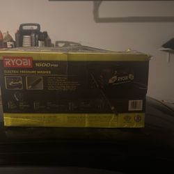 RYOBI 1600psi Electric Pressure Washer 