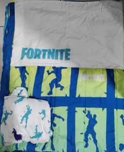 Fortnite Full Comforter Set/! Includes fitted sheet (1) Pillow Case & Comforter 