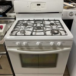 Frigidaire 5 Burners With Convection Oven 