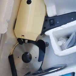 Cloth Cutting Machine