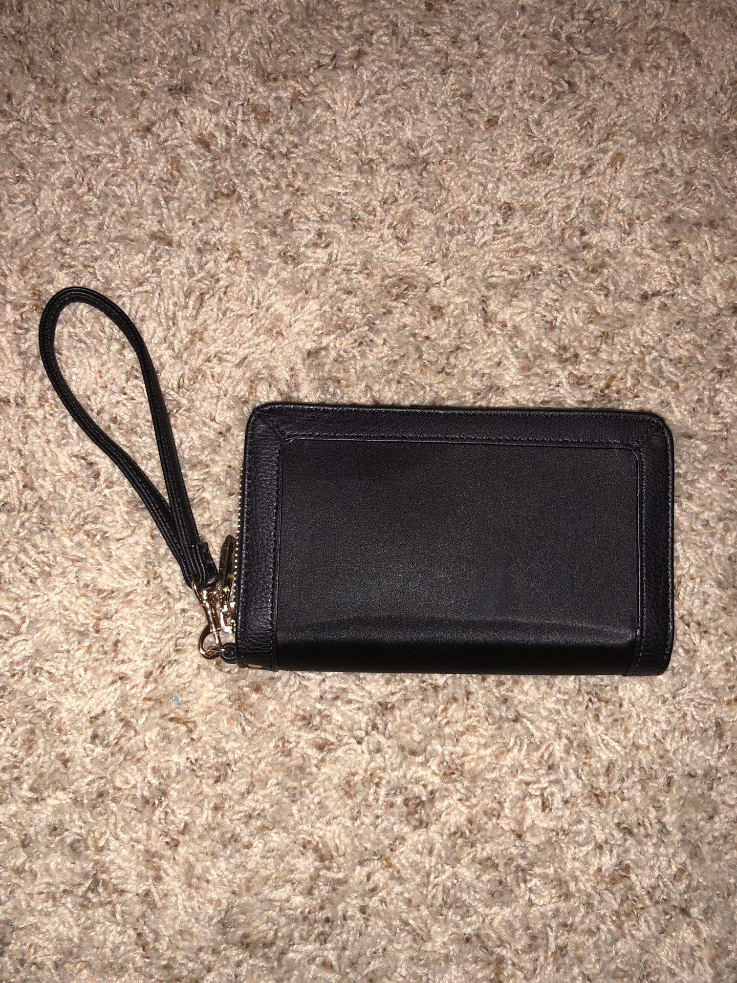 Black wallet / wristlet