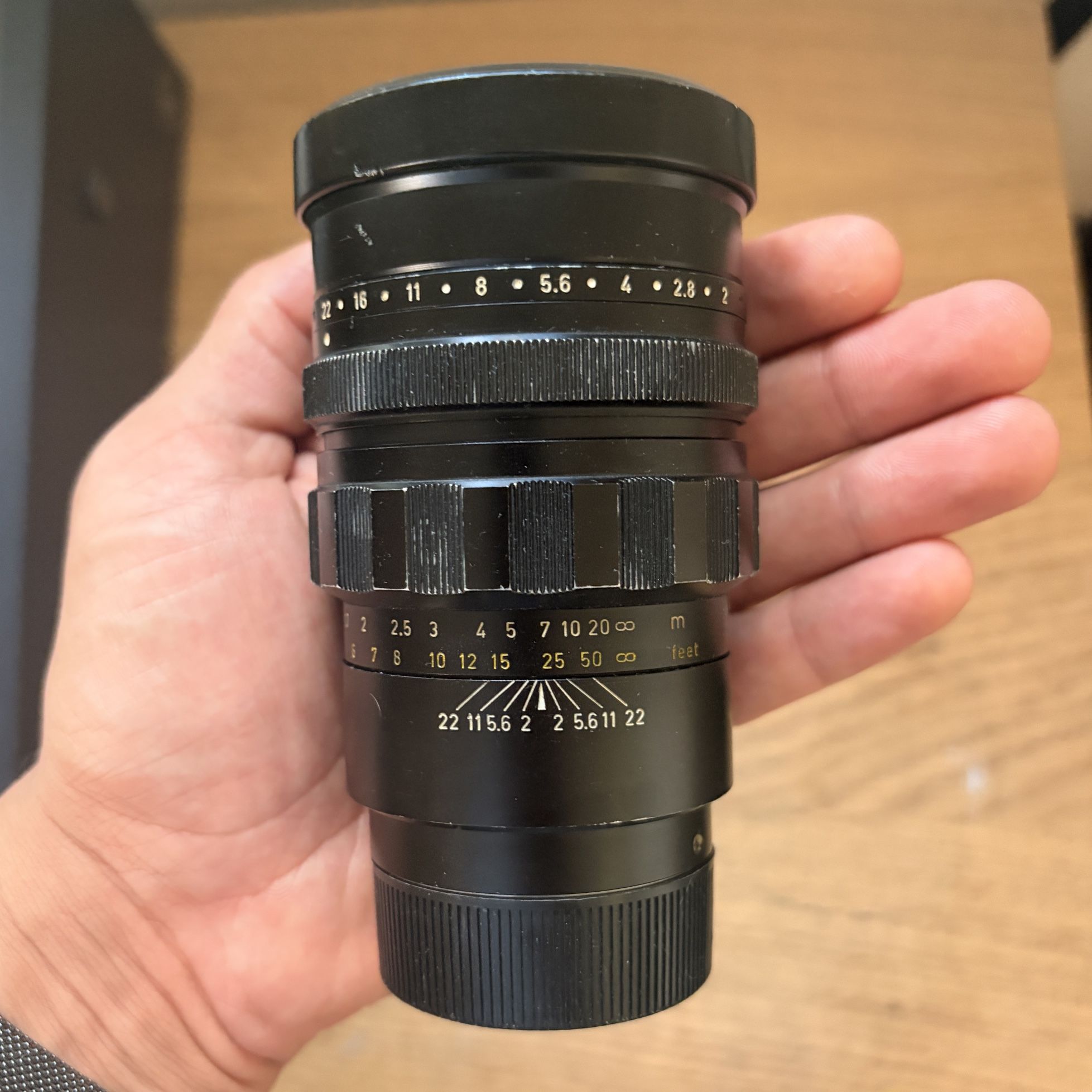 Leica 90mm Summicron F2