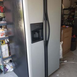 Refrigerator,Freezer 