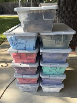 Colored Dominoes
