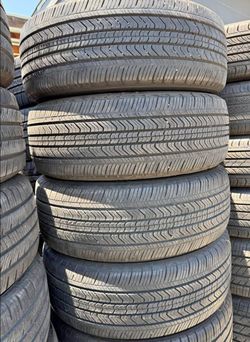 🎃 215 55 17 Michelin Tires Con 80% de Vida Las 4
