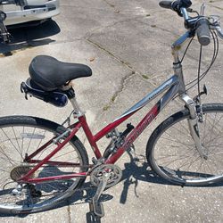 Specialized Crossroads Hybrid Bike Bicycle 700c Tires Medium Frame with Pump, Lights, Bell and Saddle Bag - $150 FIRM 