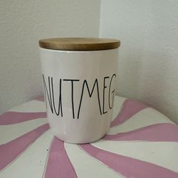 RAE DUNN NUTMEG CELLAR