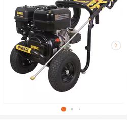 4400 PSI 4.0 GPM Cold Water Gas Pressure Washer