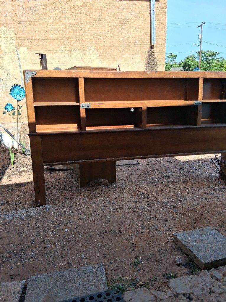 Upright Dresser.